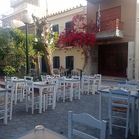 Eternal Acropolis Suites Атина Екстериор снимка