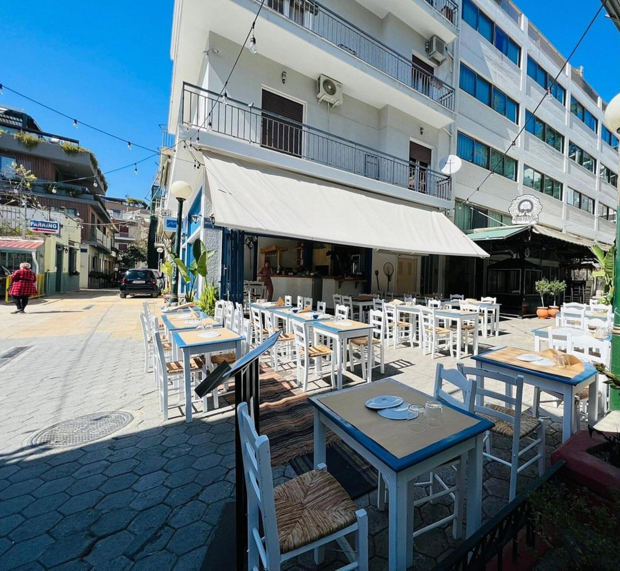 Eternal Acropolis Suites Атина Екстериор снимка