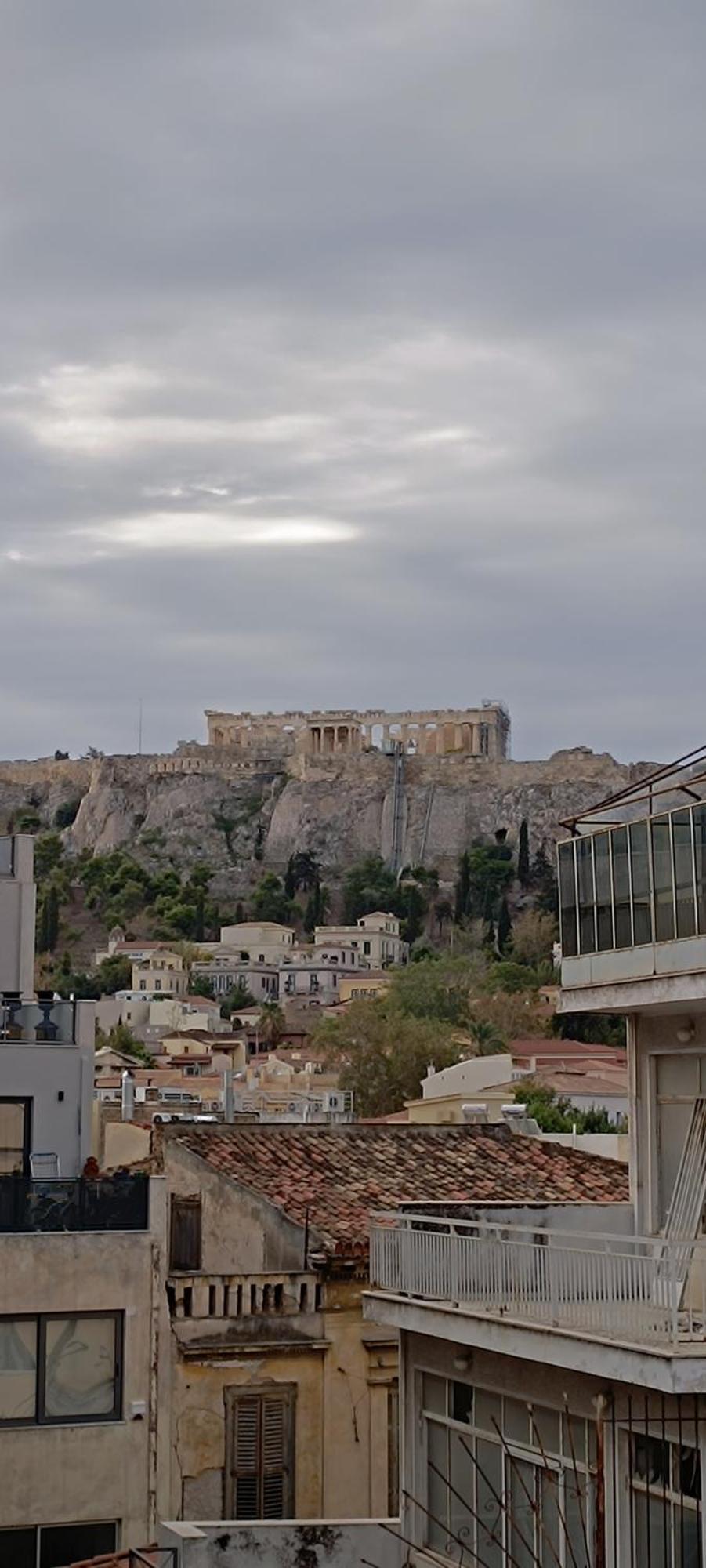 Eternal Acropolis Suites Атина Екстериор снимка